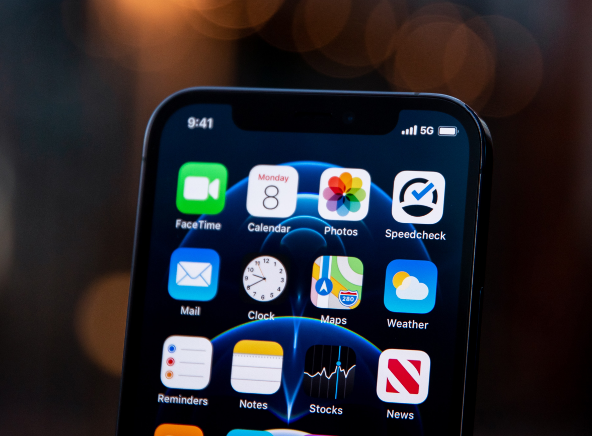 龙城苹果手机维修分享为什么 iPhone 12 在冬季会自动关机 